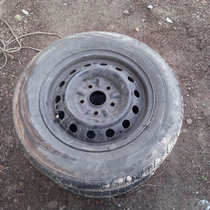 Шины летние с дисками на 14 Мазда