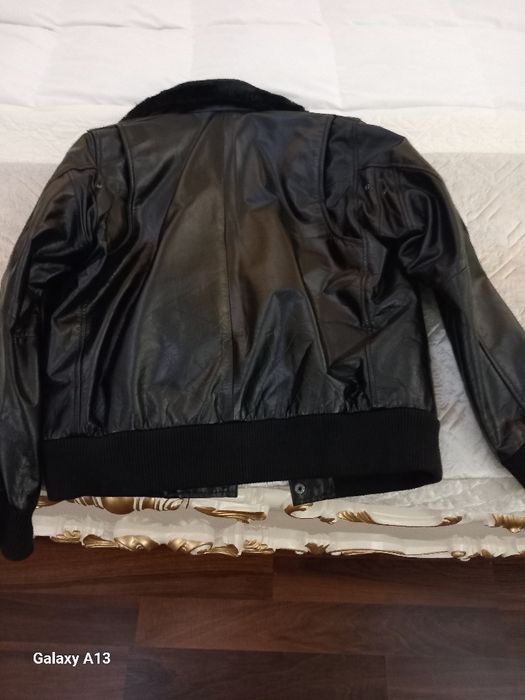 Vând geacă Aviatrix din piele naturală, model aviator, mărimea M, în s