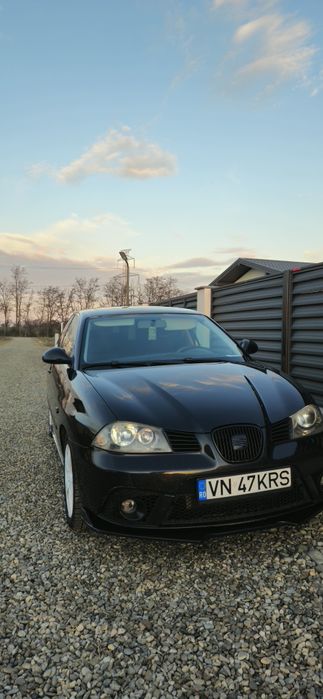 Vand sau dezmembrez seat ibiza 1.9 tdi AXR