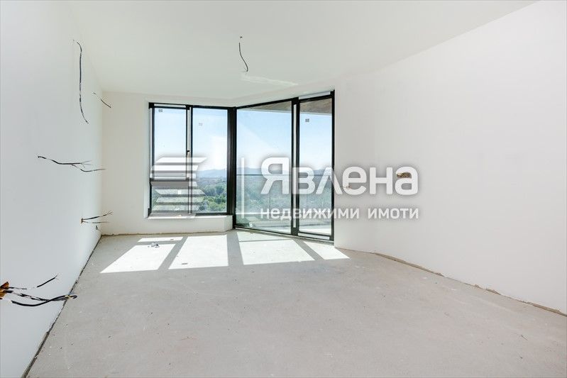 Продава се Четиристаен апартамент в София, Кръстова вада - 228 кв.м за 3119 €/кв.м - Снимка #7