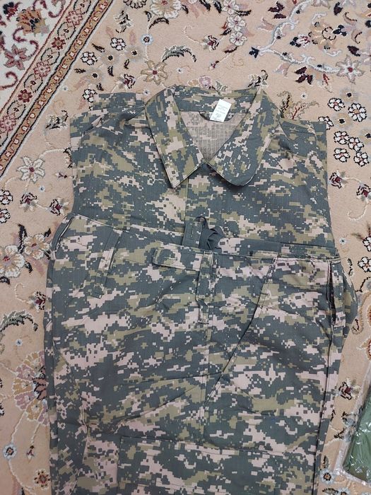 Военная форма рубашка шапка