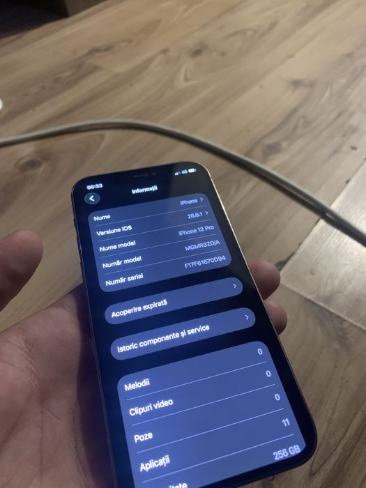 vand iPhone 12 pro impecabil