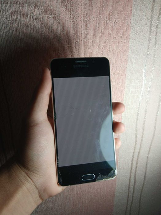Samsung Galaxy A7 (2016) Koreyskiy variant sotiladi!