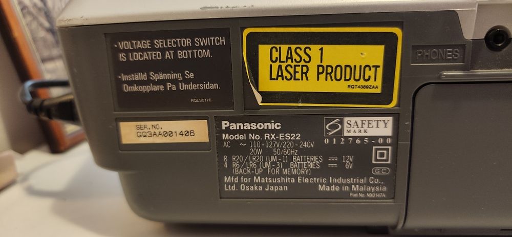 Panasonic RX-ES22 — касетофон/CD/радио