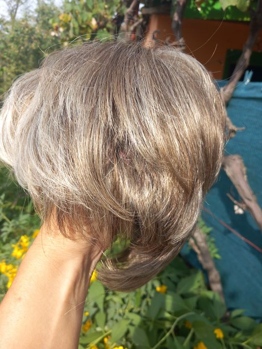 Peruca pixie superba