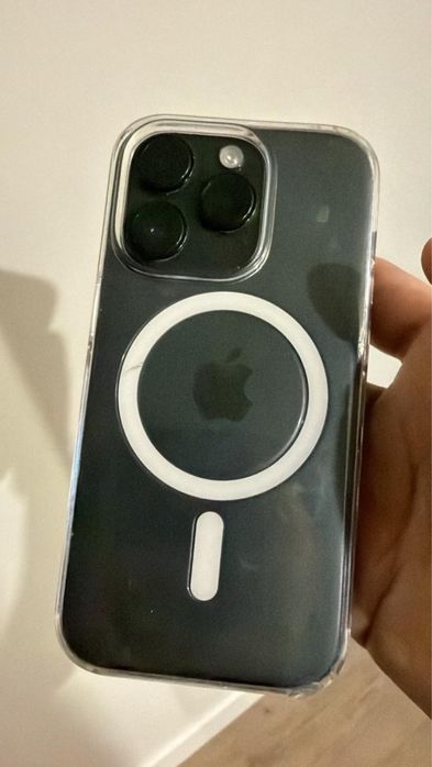 14 pro 256 Все время в чехле  Аккумулятор 85 %