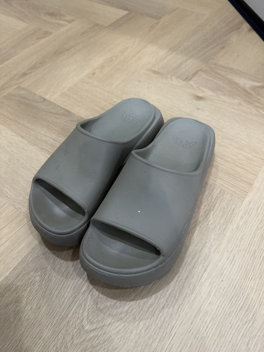 Обувь б/у, все по 3000 тенге