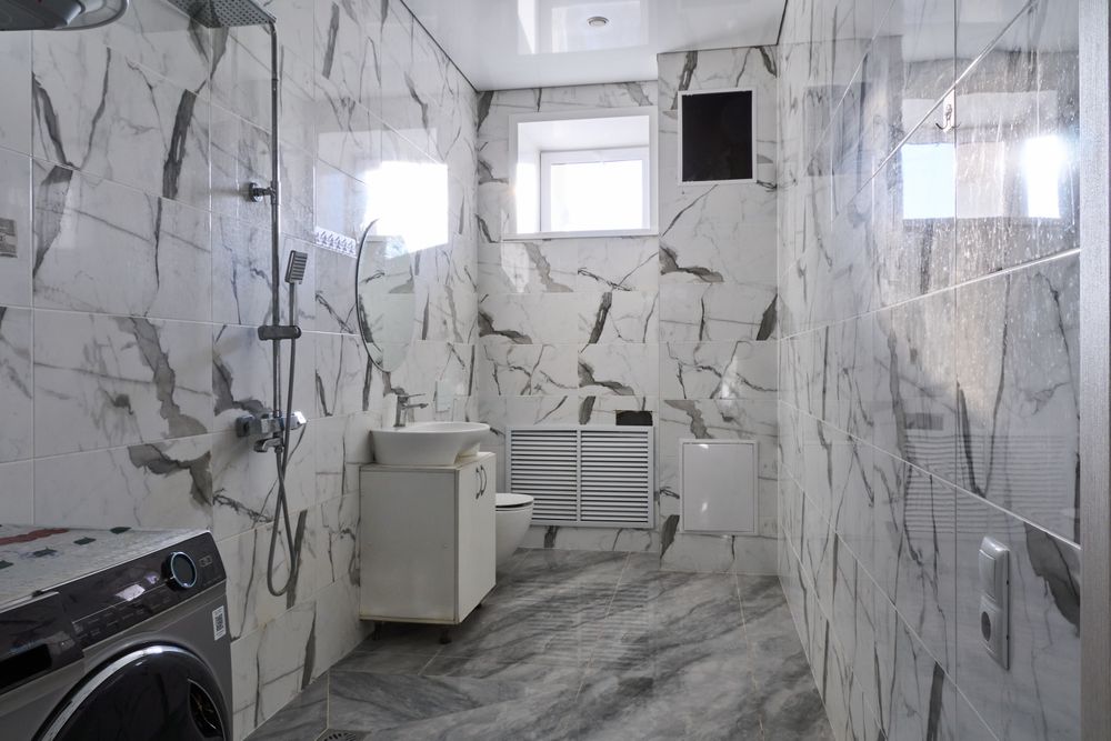 Продаётся двух этажное здание