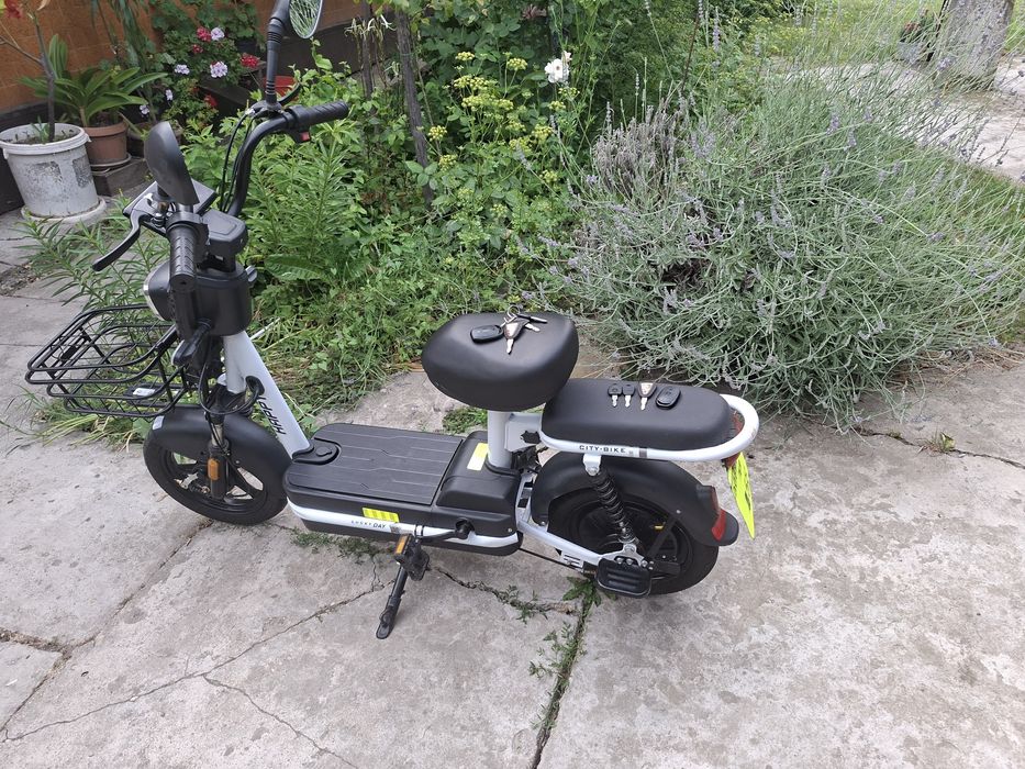 Scuter electric HY