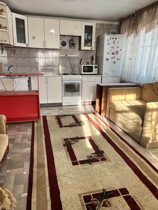 Продам 1/2 часть особняка