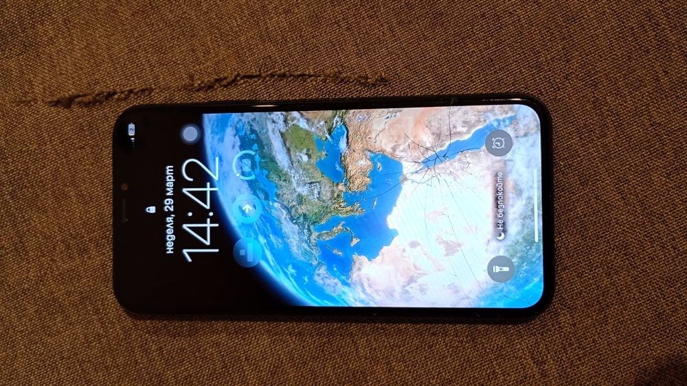 IPHONE XS 64GB – за части или възстановяване