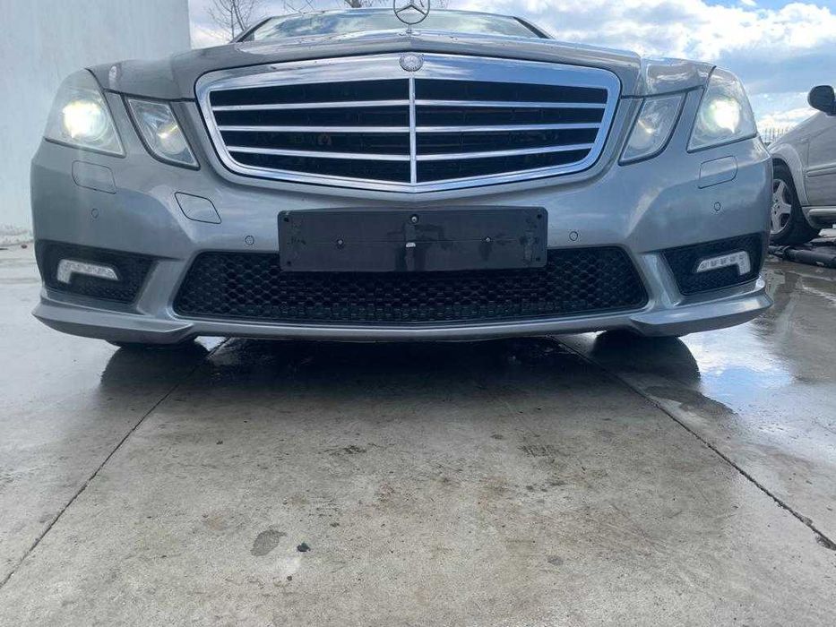 Dezmembrez mercedes e class w212 AMG/e350 AMG w212/bixenon adaptiv