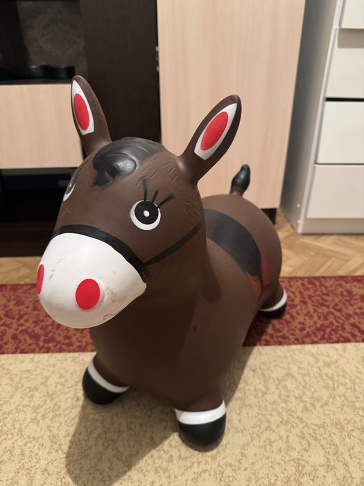 Детская игрушка в хорошем состоянии