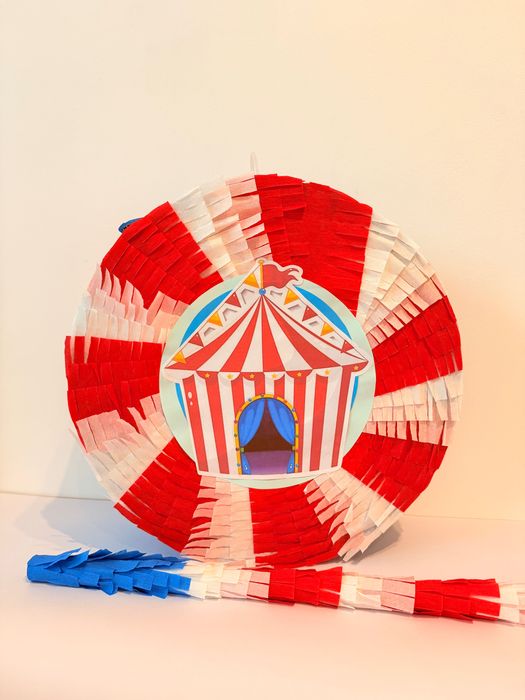 Цирк пинята за рожден ден и парти