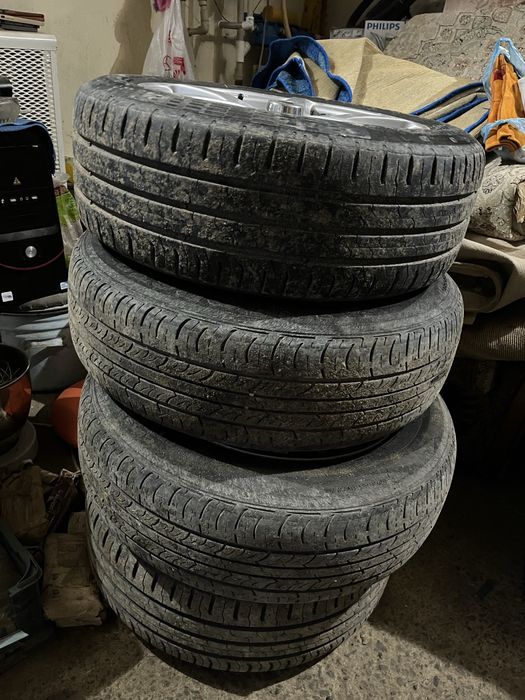 продам диски с покрышками r15