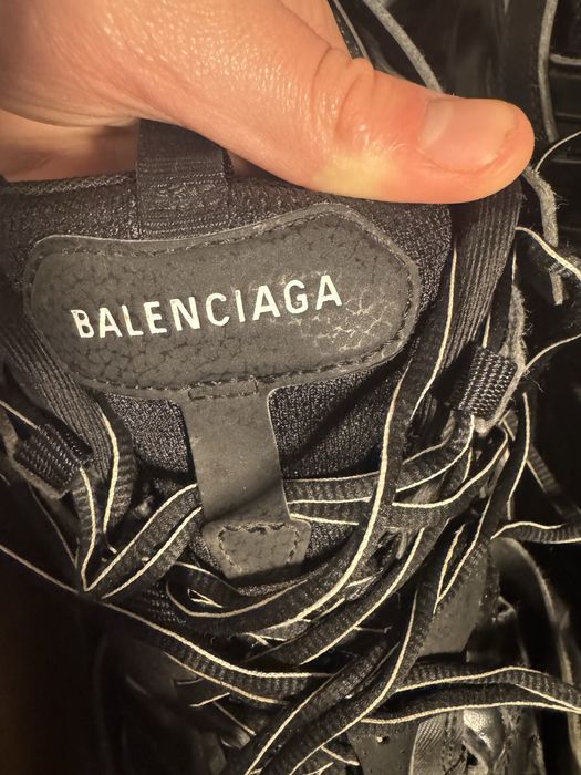 balenciaga track