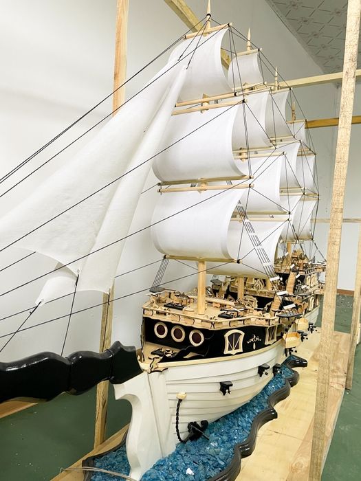 Корабль для подарков