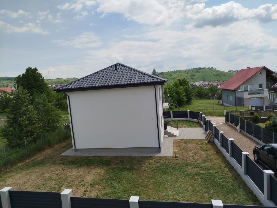 Vând  casă la var  în cartier Burdujeni, Suceava