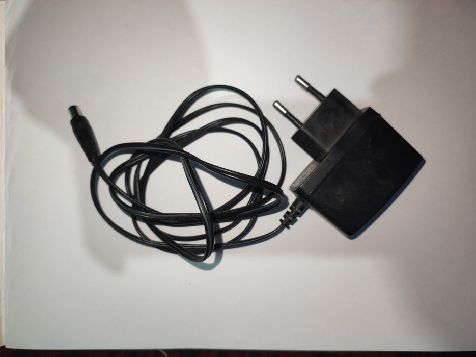 Продается WiFi (роутер)