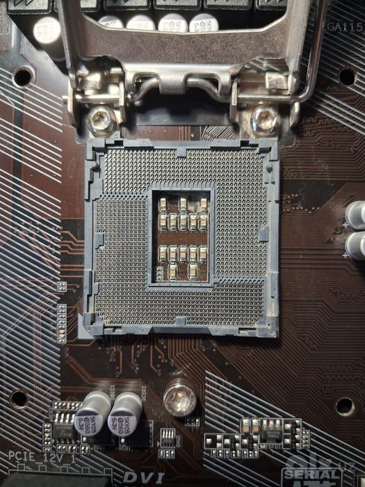 Продается мат. плата Gigabyte b250 fintech + g3930