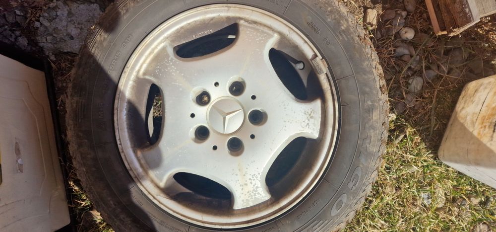 Jante  Mercedes 5x112 cu anvelope 195/65/15 Debica DOT23