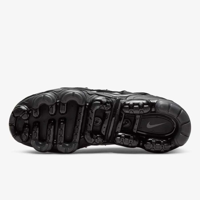 Nike Vapormax Plus All Black ОРИГИНАЛНИ