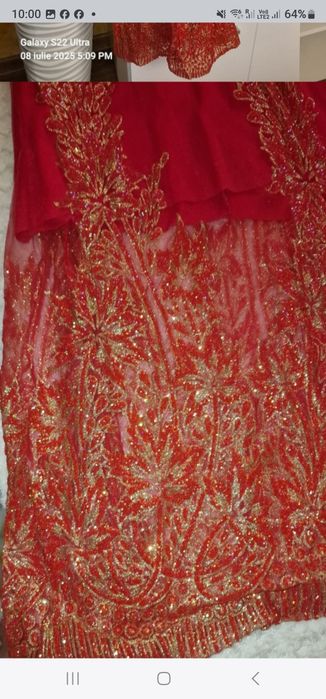 Rochie eleganta rosie cu pietricele sclipitoare