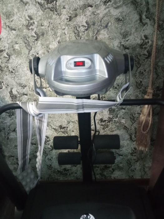 Продам беговую дорожку