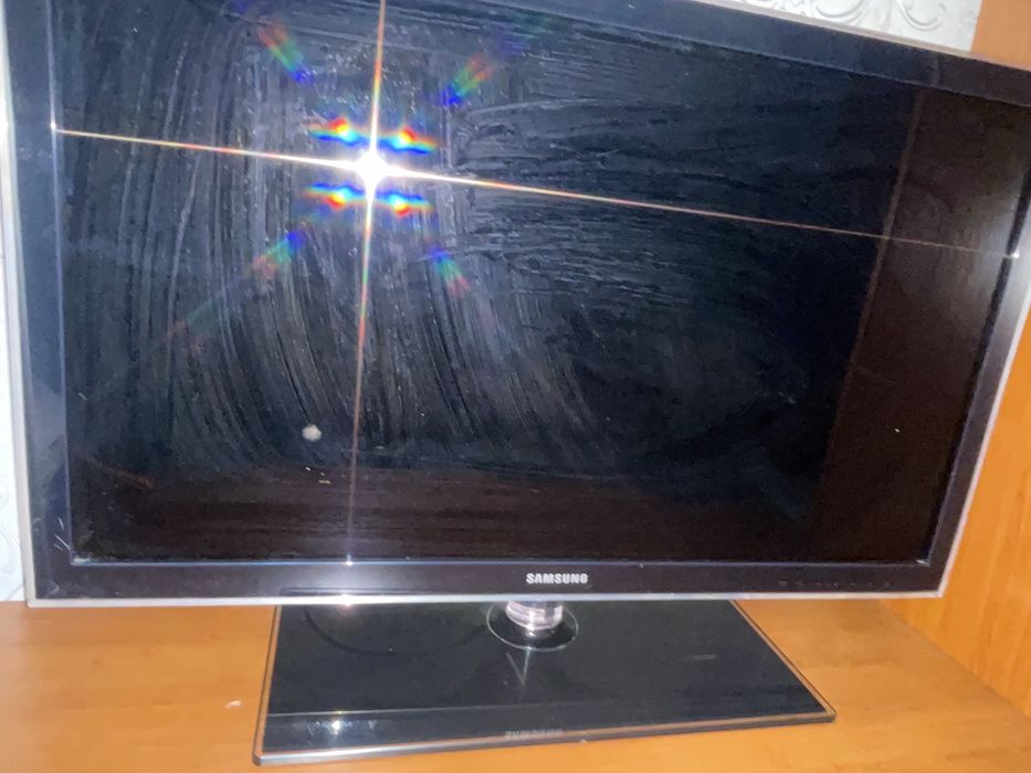 Продам телевизор полностью рабочий