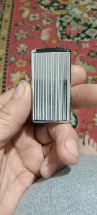 Продам зажигалку Франция