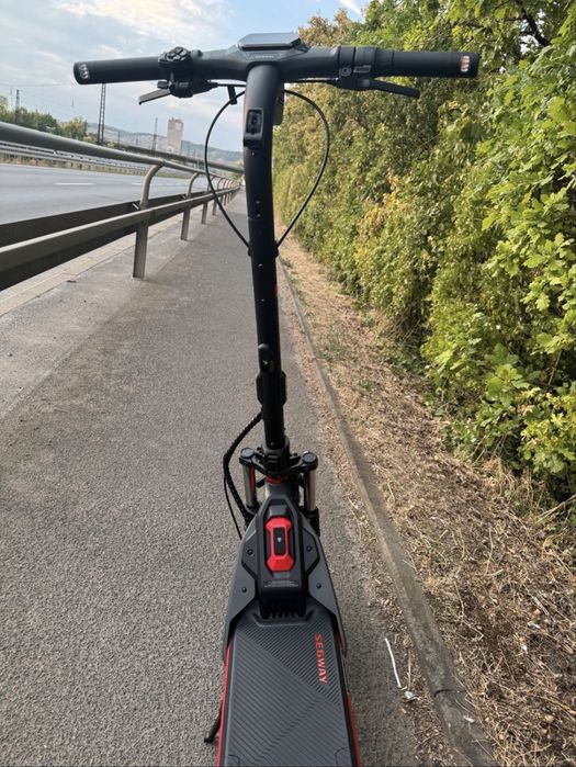 Trotineta electrica Segway ZT 3 PRO