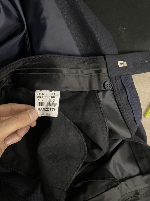 Костюм тройка почти новое