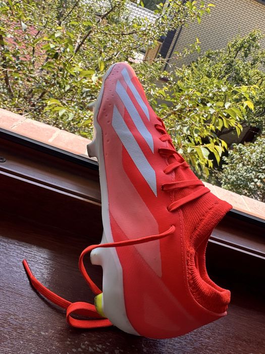 Срочно продается Оригинальные adidas X Crazyfast league FG
