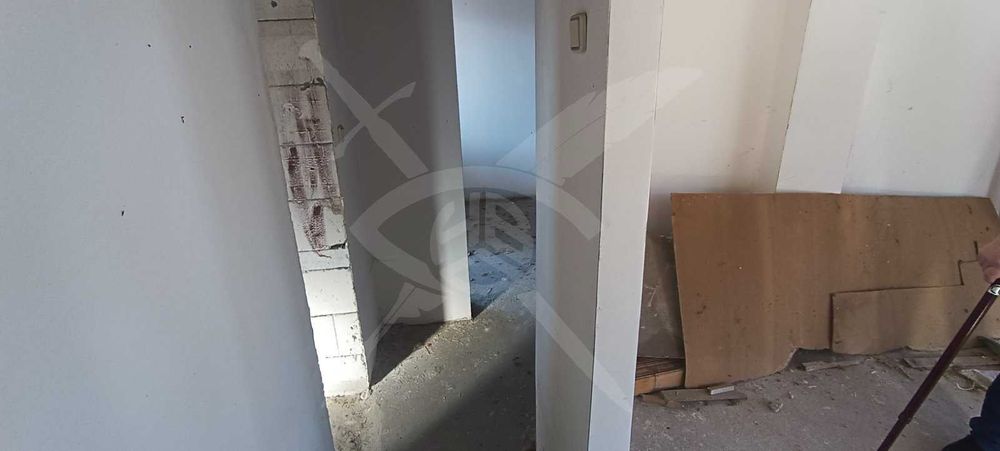 Продава се Къща в София, Хладилника - 350 кв.м за 472 €/кв.м - Снимка #13