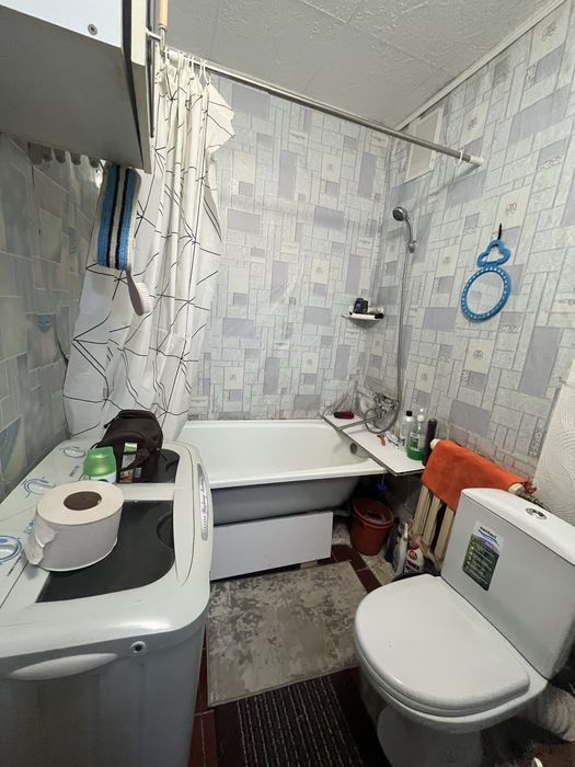 продается 2 к квартира Жилгородок