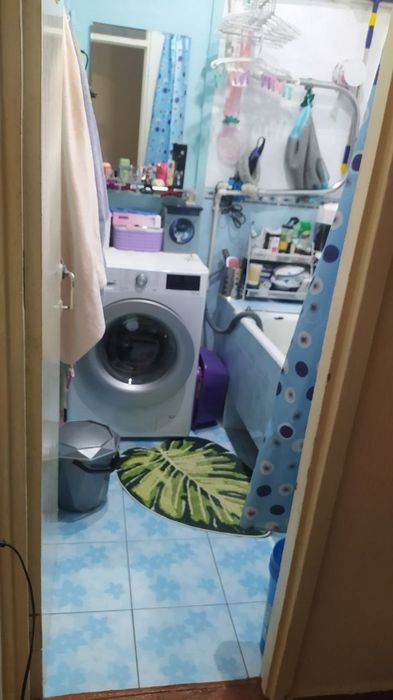 Продаю 2 в 3 ком.кв.- Куйлюк 2.