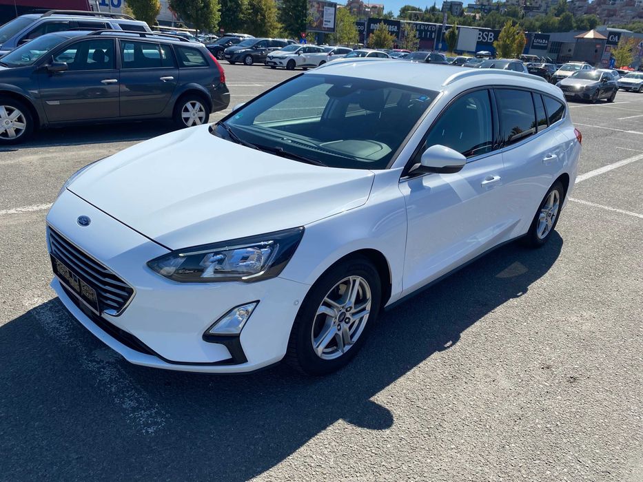 FORD Focus 2020 — imagine 3