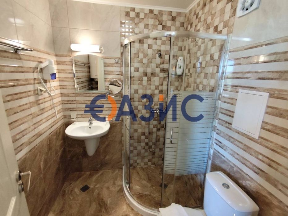Продава се Тристаен апартамент в к.к. Слънчев бряг - 70 кв.м за 758 €/кв.м - Снимка #12