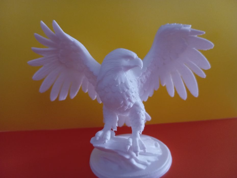 Продам статуэтку в виде орла