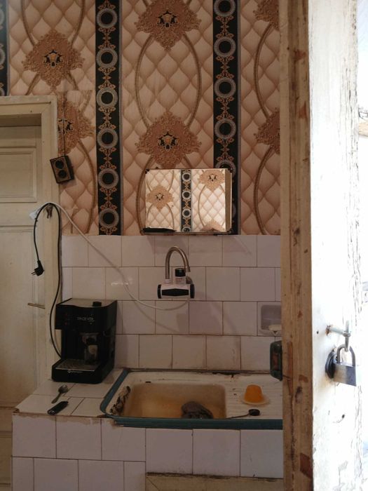 Продавам къща в село, Владимирово област. Монтана