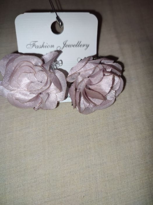 Нарядное платье для девочки