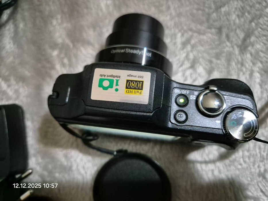 Aparat foto digital Sony Cyber-shot DSC-H20