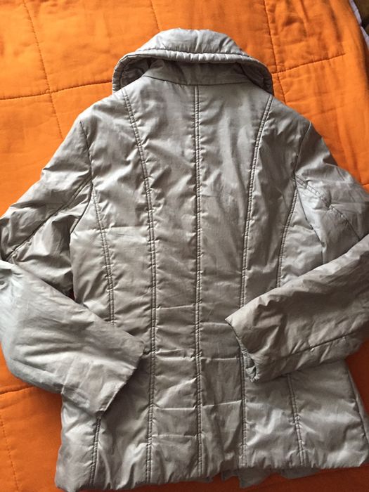 Дамско спортно яке