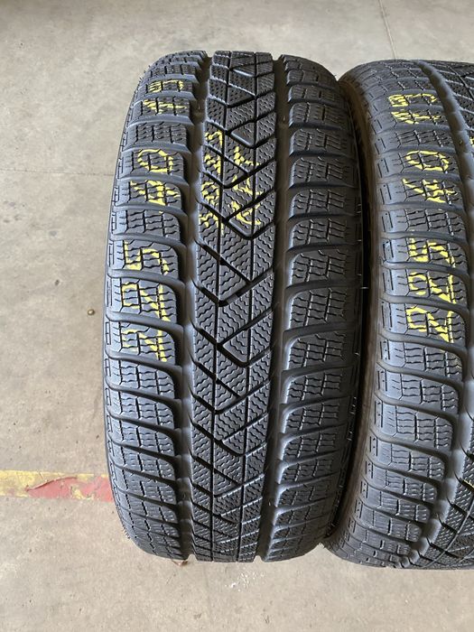 Anvelope iarna 225/40/19 Pirelli Sottozero 3 RFT 225 40 19 R19