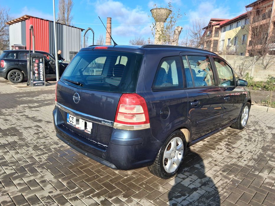 Opel Zafira 1.9 CDTI , 2008.