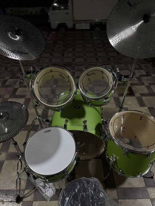 Полная ударная установка Tama|барабан