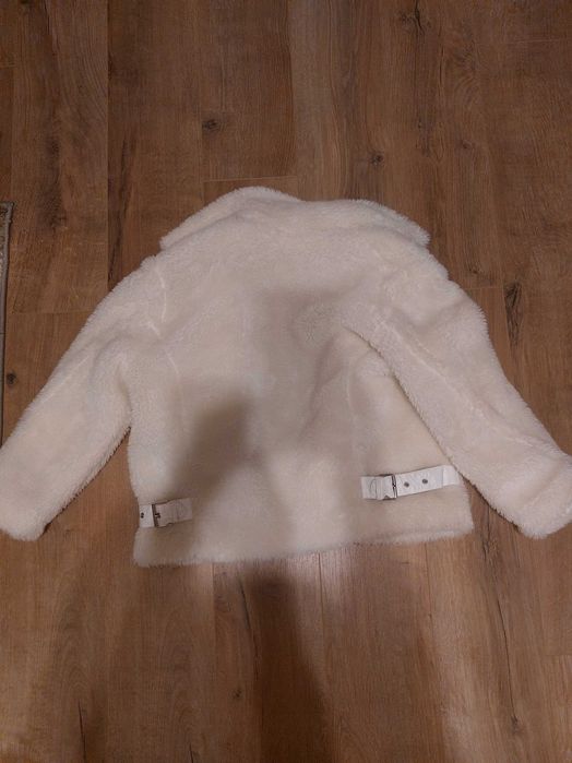 Дамско палто,носето два пъти по повод