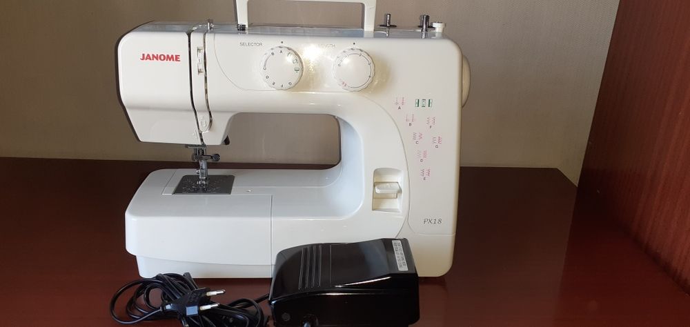 Швейная машинка  JANOME