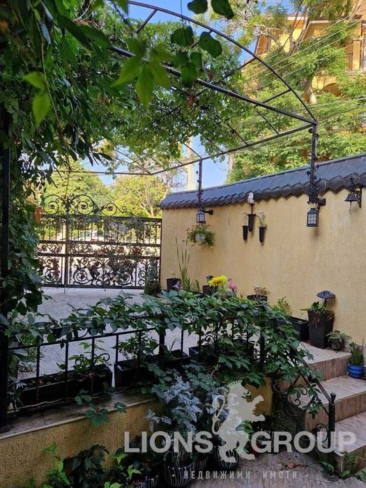 Дава се под наем Едностаен апартамент в Варна, м-т Траката - 35 кв.м за 298.35 € - Снимка #6