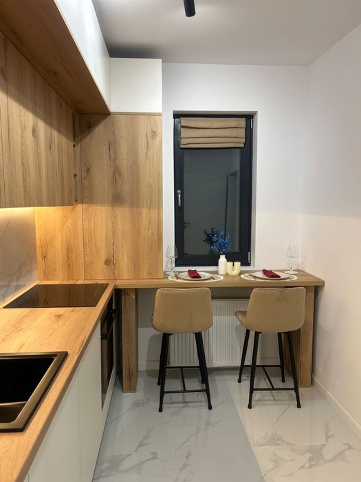 Garsonieră mobilată , balcon , bucătărie închisă , loc de parcare inclus , Diamantului Cristalului Scandinavia Lidl